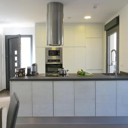 2 Bedrooms With Private Pool Enclosed Garden And Wifi At 8 Km Away From The *