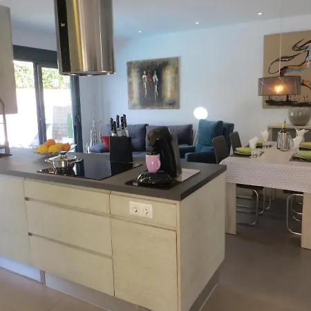 2 Bedrooms With Private Pool Enclosed Garden And Wifi At 8 Km Away From The * Rojales