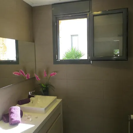 2 Bedrooms With Private Pool Enclosed Garden And Wifi At 8 Km Away From The * Rojales