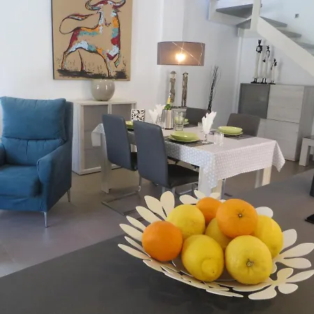 2 Bedrooms With Private Pool Enclosed Garden And Wifi At 8 Km Away From The